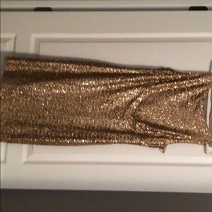 Great holiday cocktail dress!